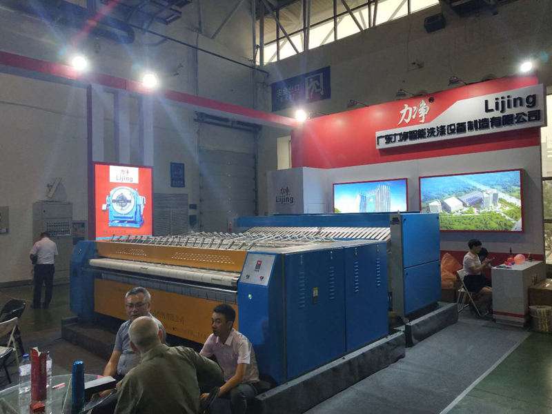 .17c嫩嫩草色视频（jìng）工業洗（xǐ）衣機榮登長春酒店用品設（shè）備服務展覽會