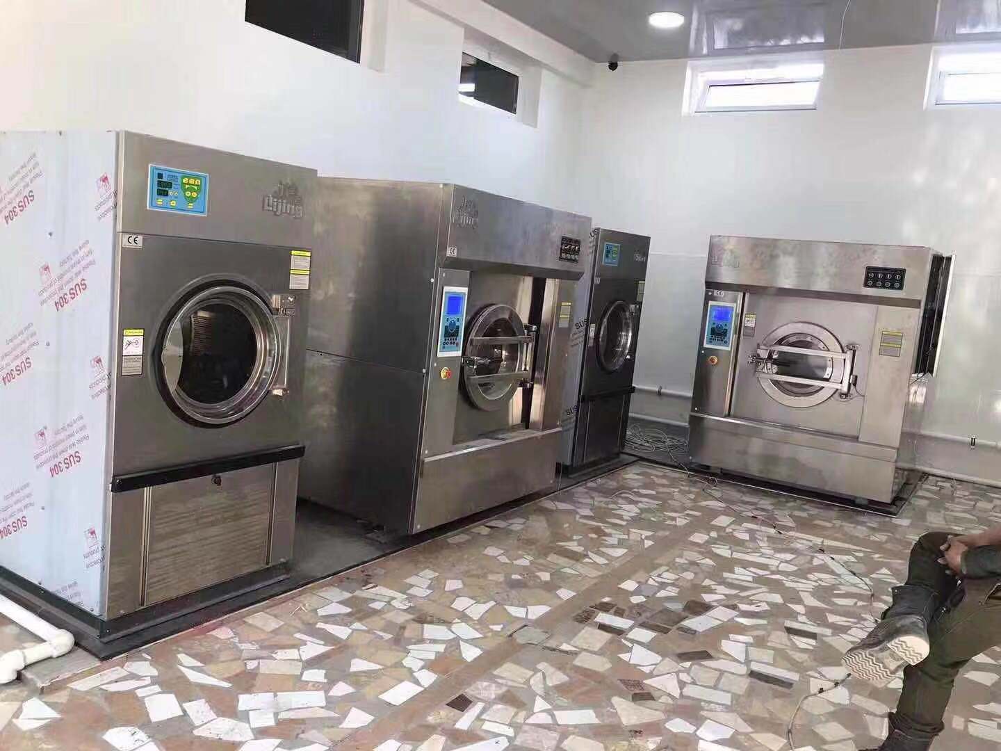 廣（guǎng）州.17c嫩嫩草色视频