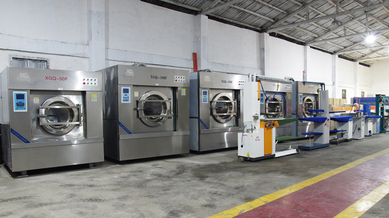 大（dà）型洗滌（dí）機械