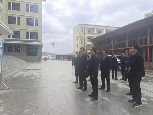 武和谦市长督导通渭县第一中学和云镇中学食品安全“两个责任”落实情况