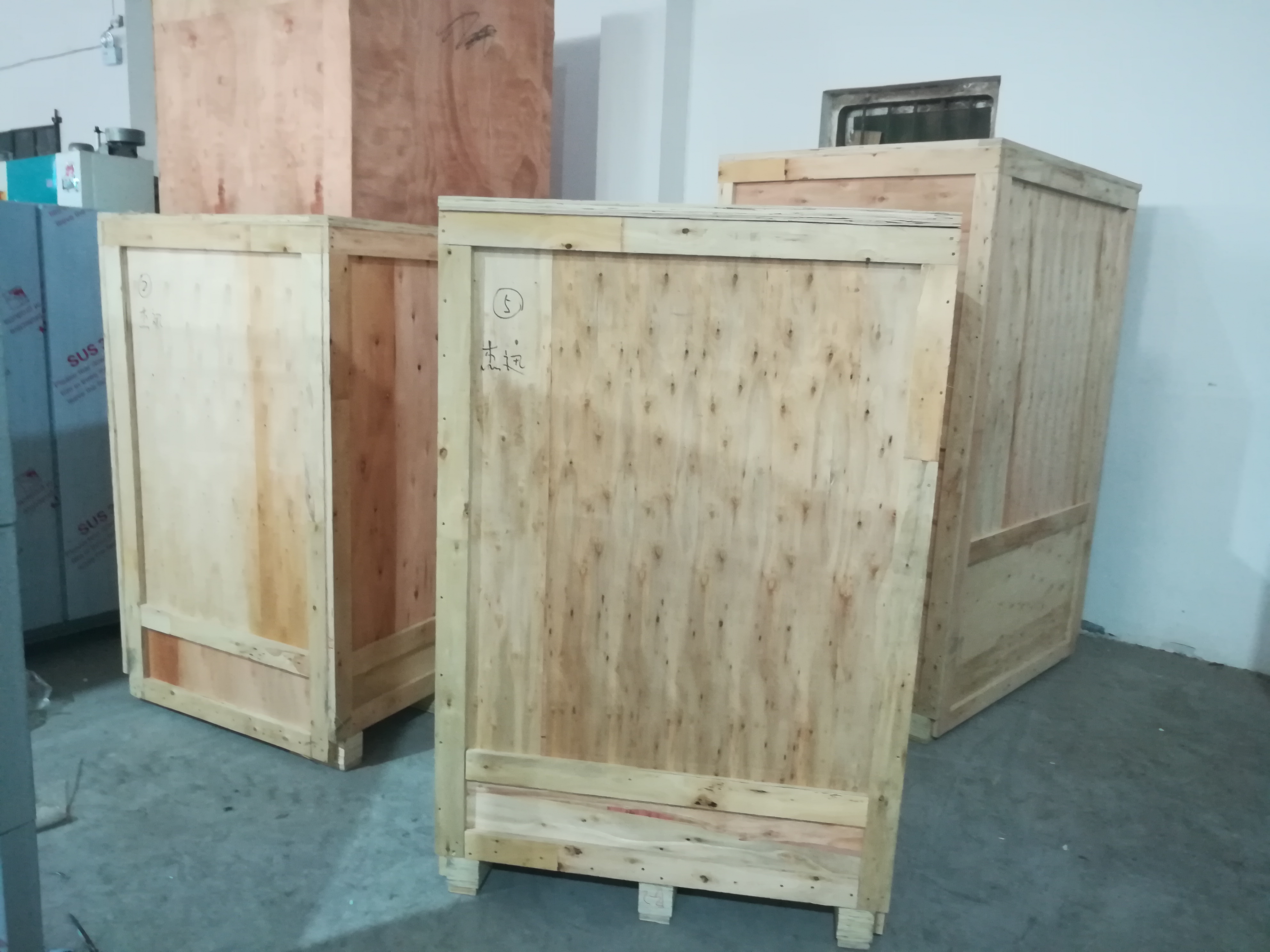 .17c嫩嫩草色视频洗衣房設（shè）備（bèi）出口塞內加爾